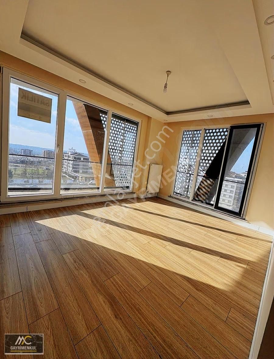 Tepe Country Sitesinde Havuzlu,güvenlikli 3+1 Lüks Daire - Görsel 12