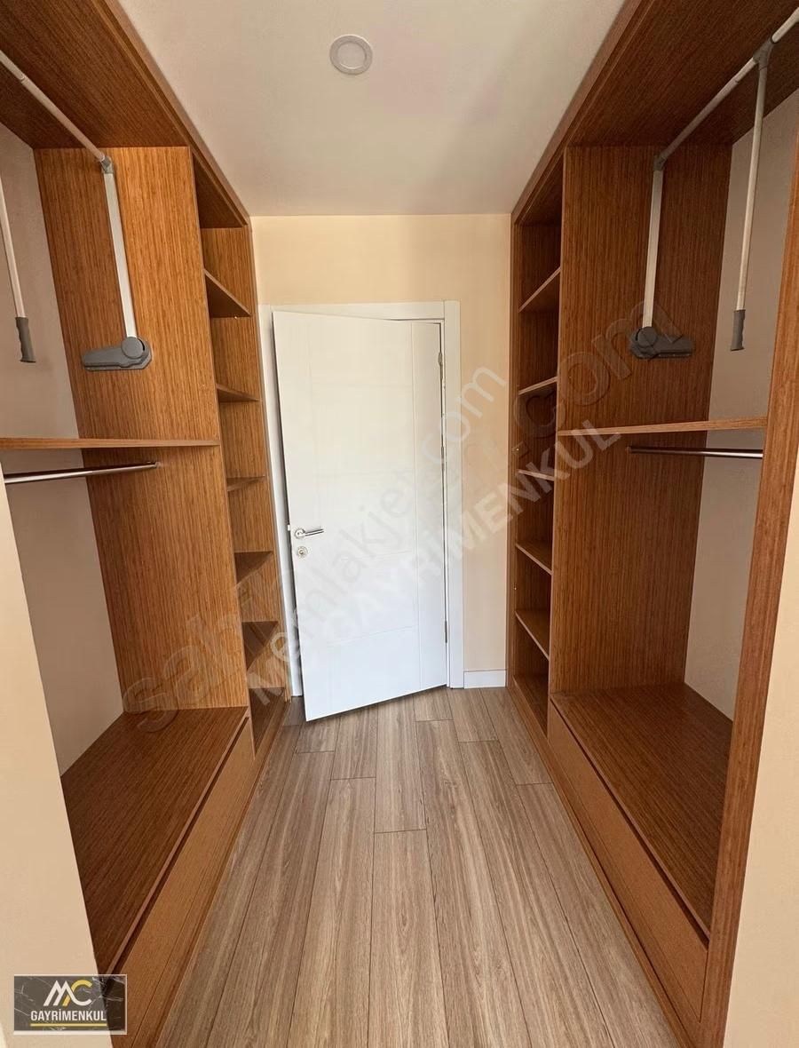 Tepe Country Sitesinde Havuzlu,güvenlikli 3+1 Lüks Daire - Görsel 3