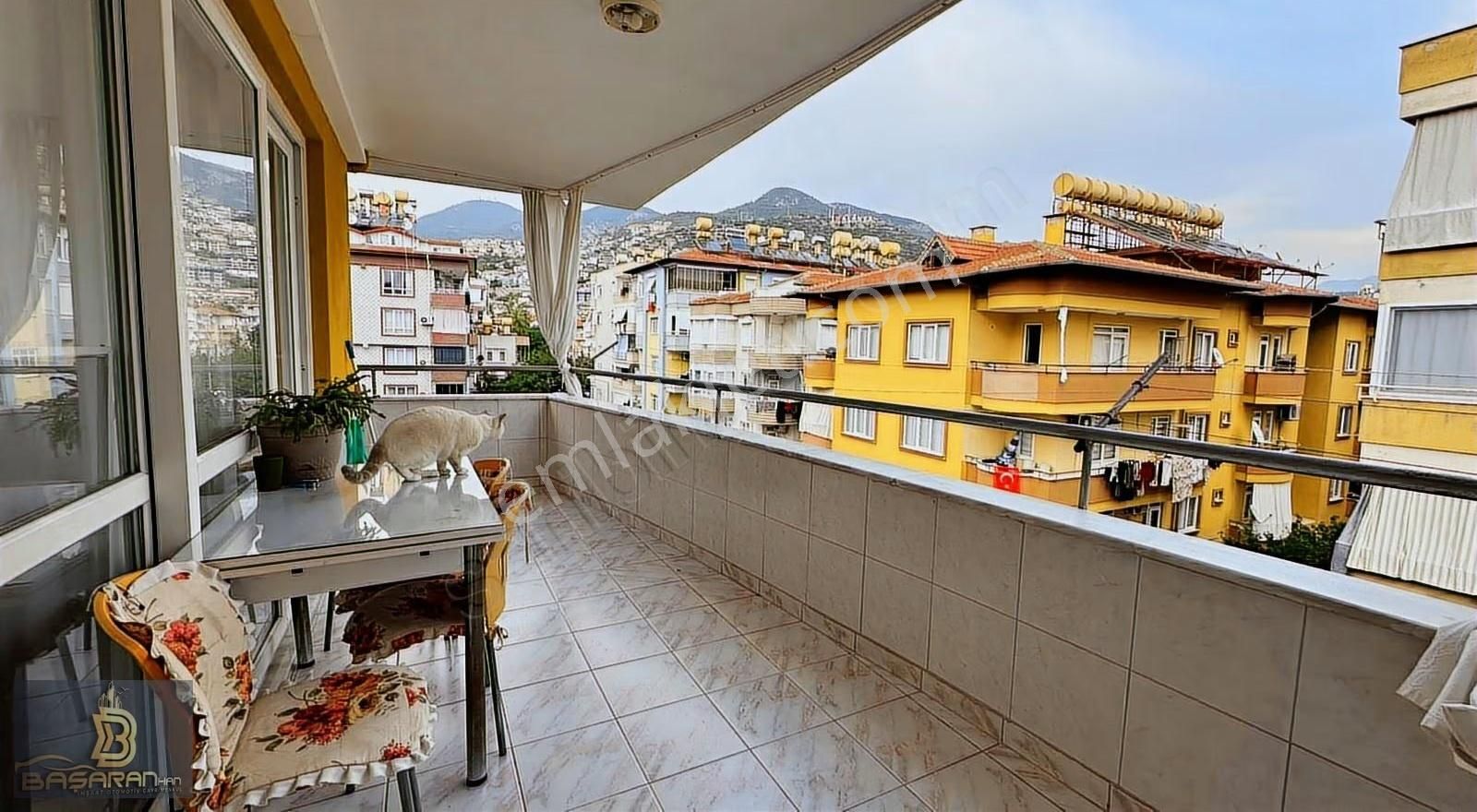 Alanya Merkez Şekerhane Mah. 250m2 5+1 - Görsel 4