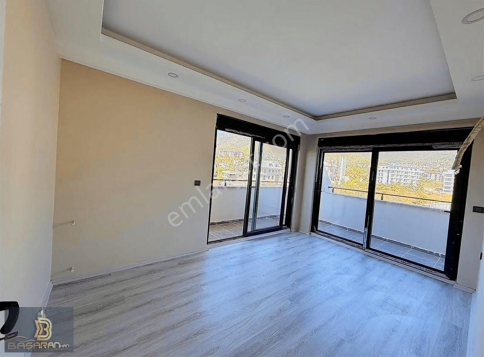 Alanya Oba Mah 4+1 Kiralık Ayrı Mutfak Dubleks - Görsel 3