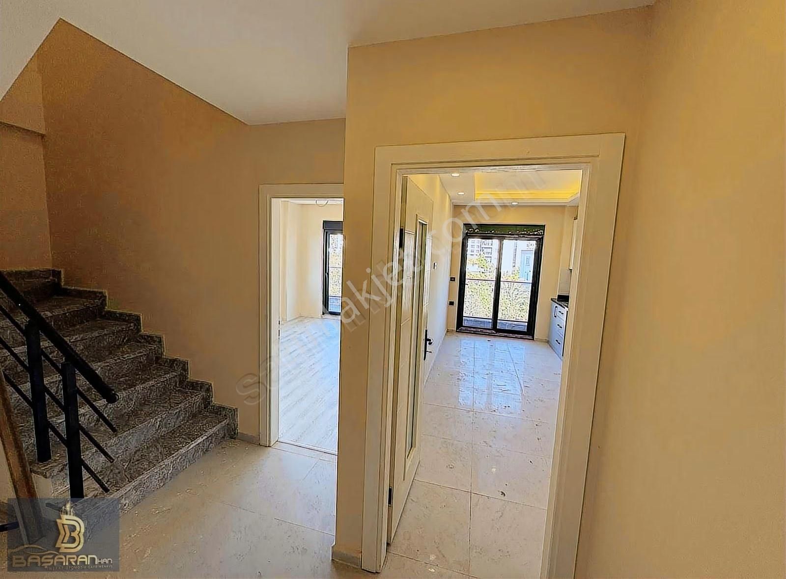 Alanya Oba Mah 4+1 Kiralık Ayrı Mutfak Dubleks - Görsel 16