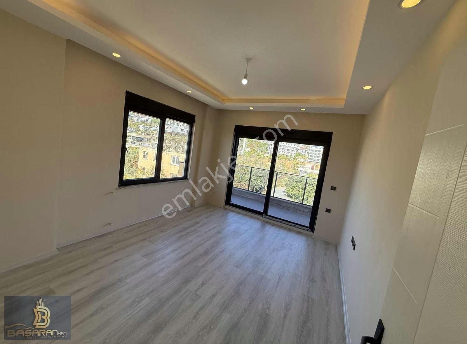 Alanya Oba Mah 4+1 Kiralık Ayrı Mutfak Dubleks - Görsel 10