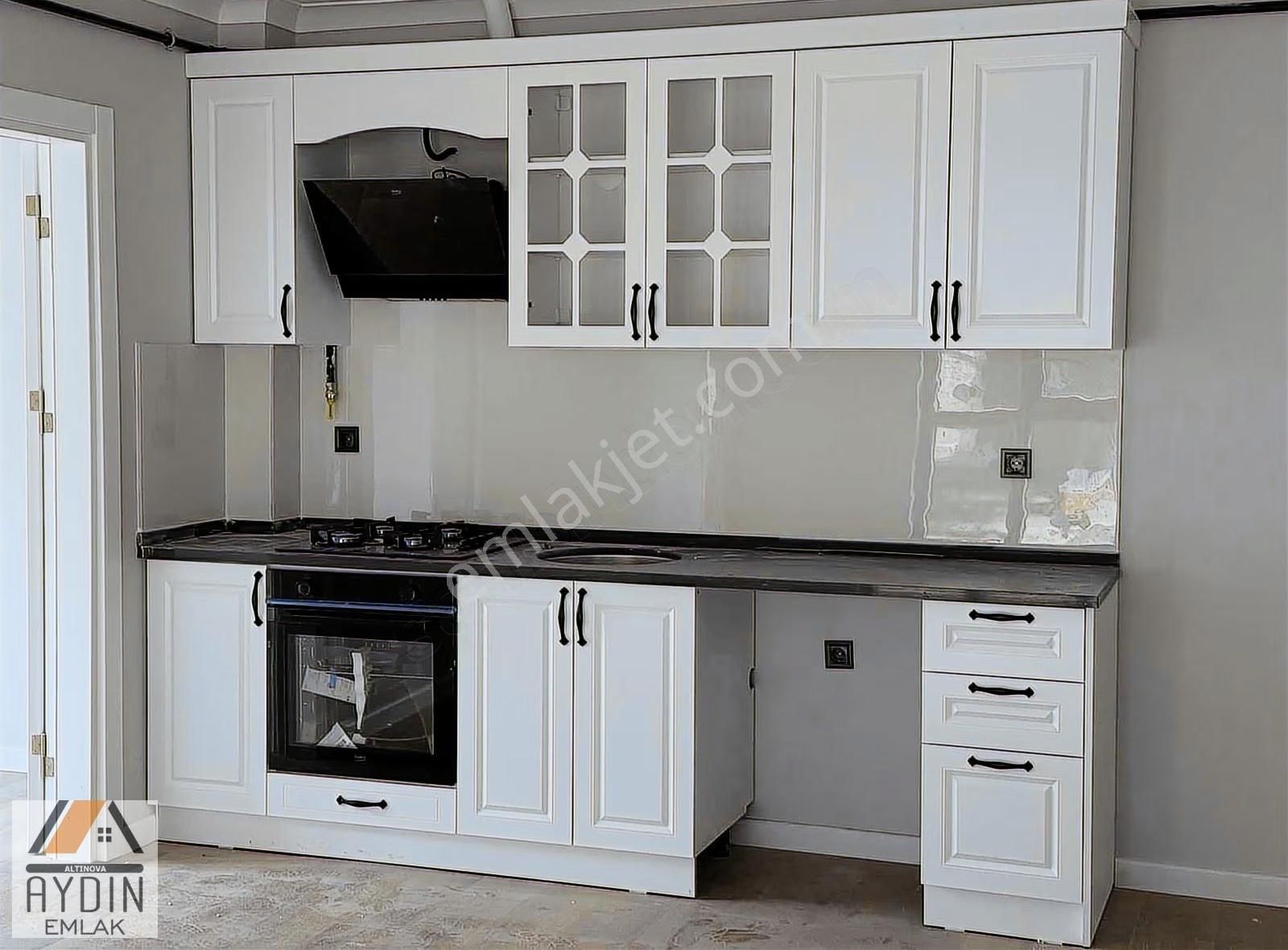 Yalova Çiftlikköy'de Satılık 1+1 Daire