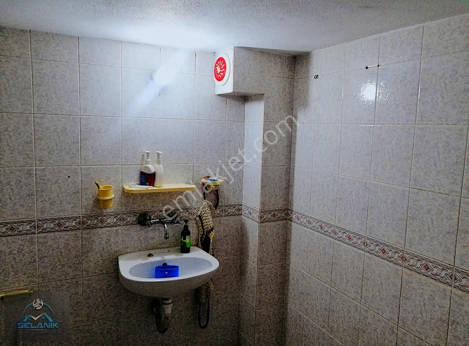 Yeşilyurt Mah. Satılık 4 Katlı Müstakil Ev - Görsel 2