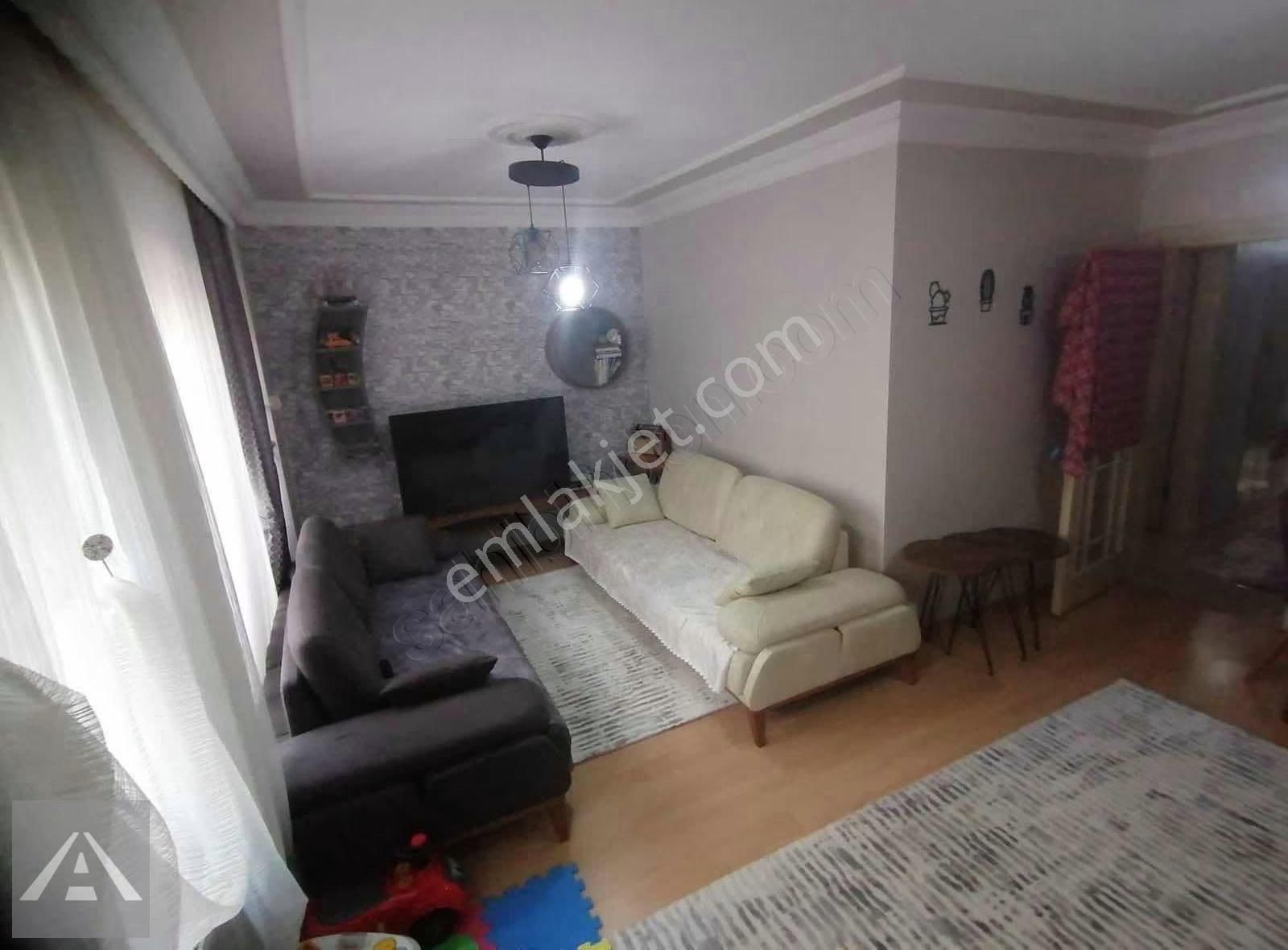 Maltepe Bağlarbaşı'nda Metroya Yakın 3+1 Satılık Daire - Görsel 2
