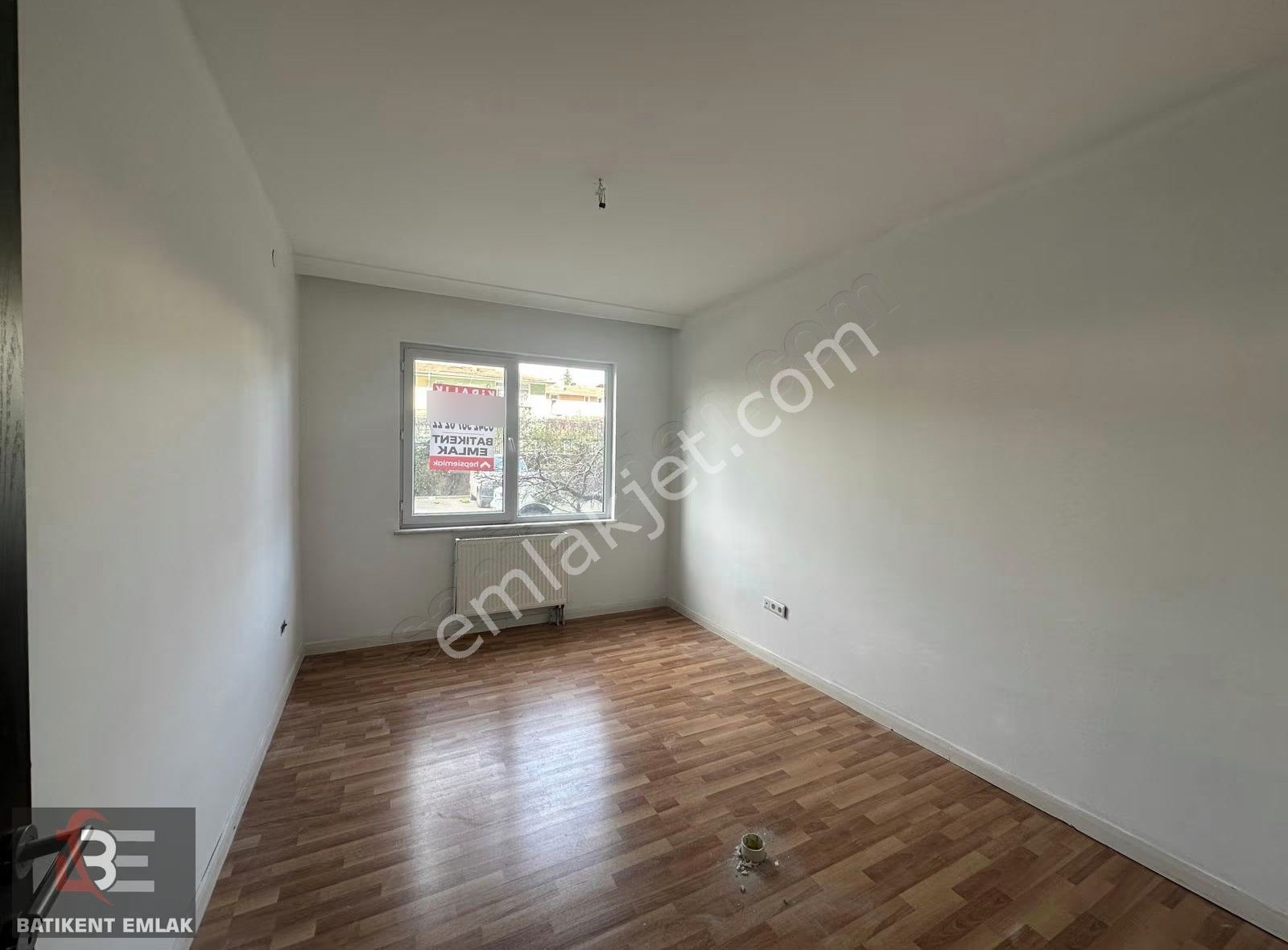 Batıkent Emlak'tan Canlı Güvenlikli Sitede Giriş Kat Daire - Görsel 25