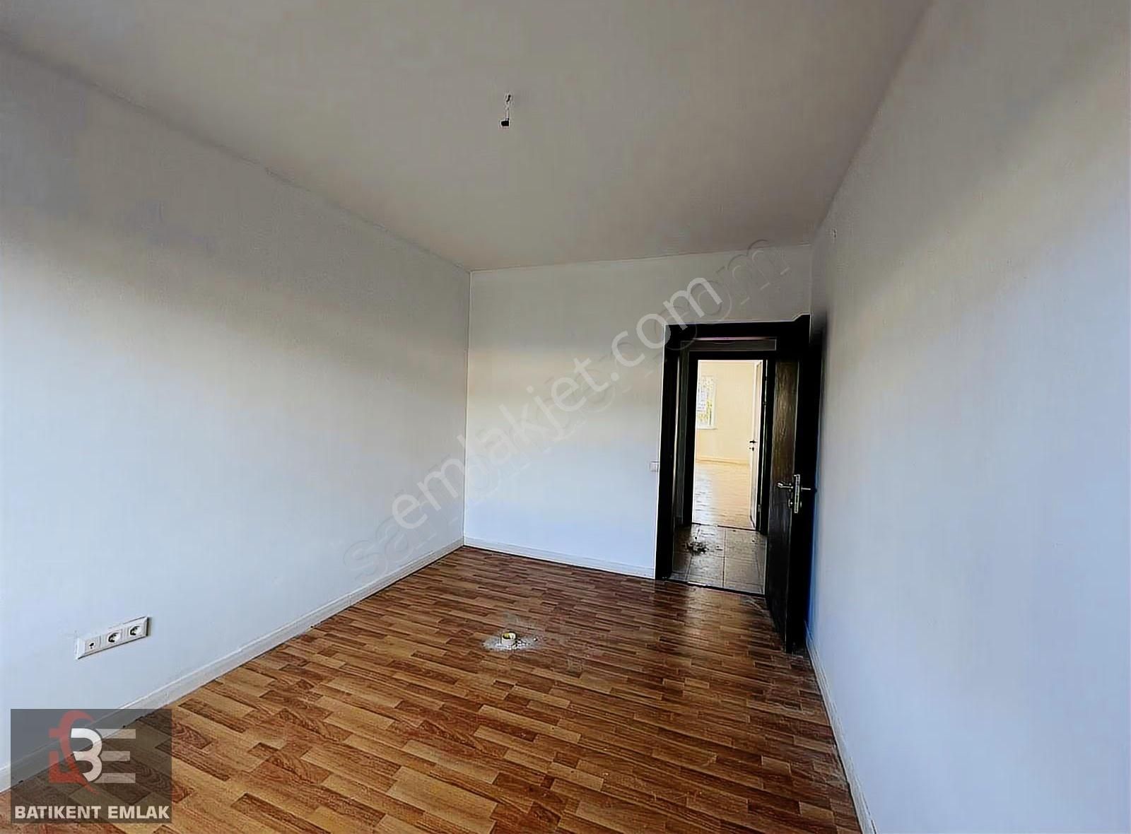 Batıkent Emlak'tan Canlı Güvenlikli Sitede Giriş Kat Daire - Görsel 33