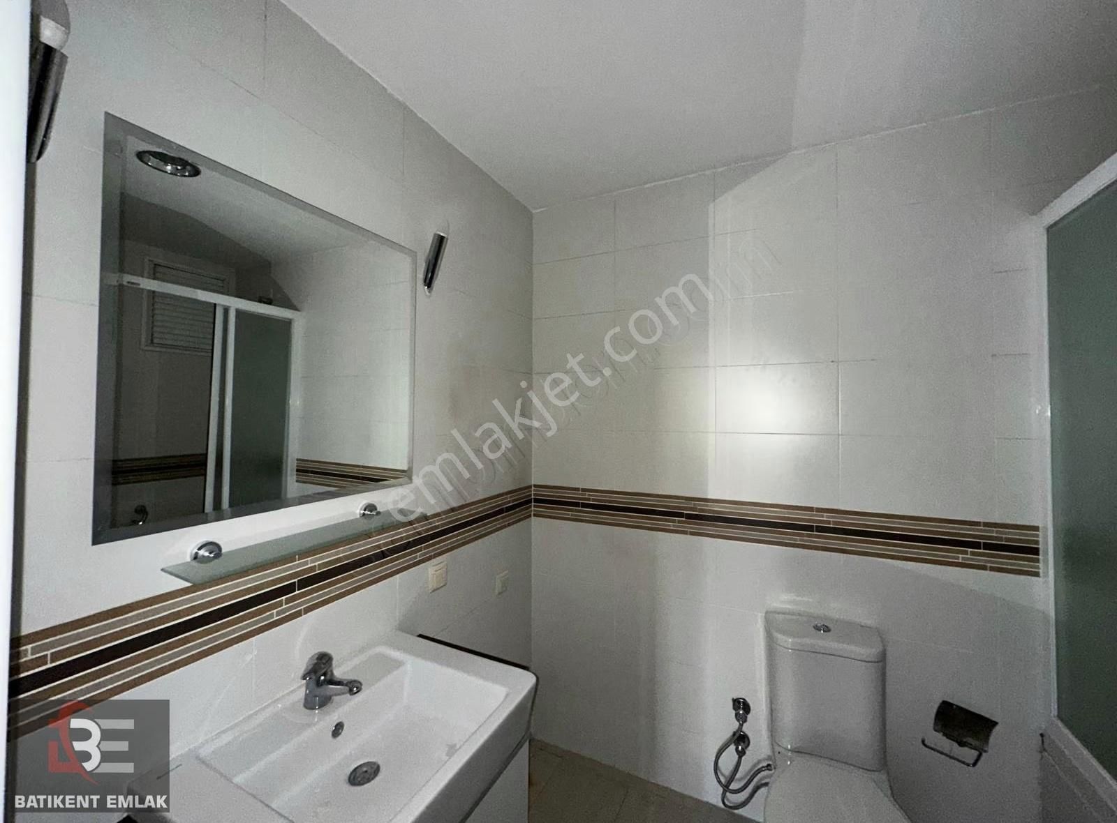 Batıkent Emlak'tan Canlı Güvenlikli Sitede Giriş Kat Daire - Görsel 9