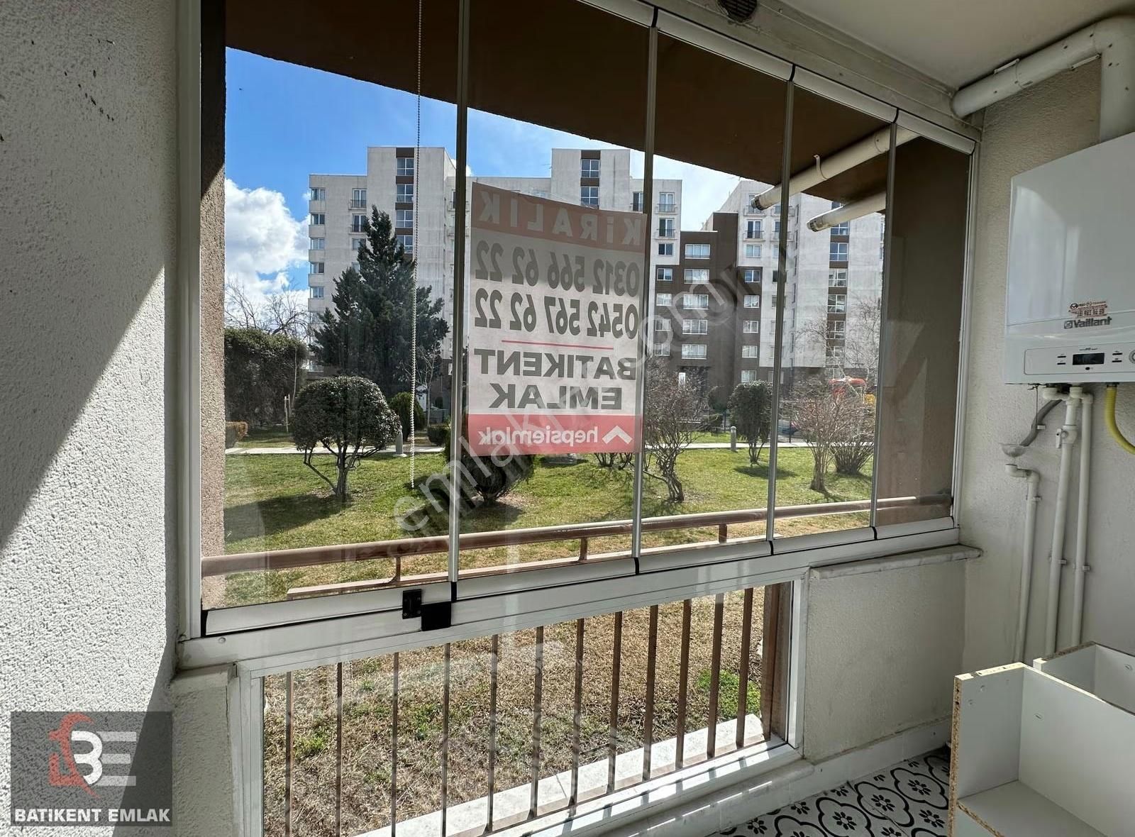 Batıkent Emlak'tan Canlı Güvenlikli Sitede Giriş Kat Daire - Görsel 26