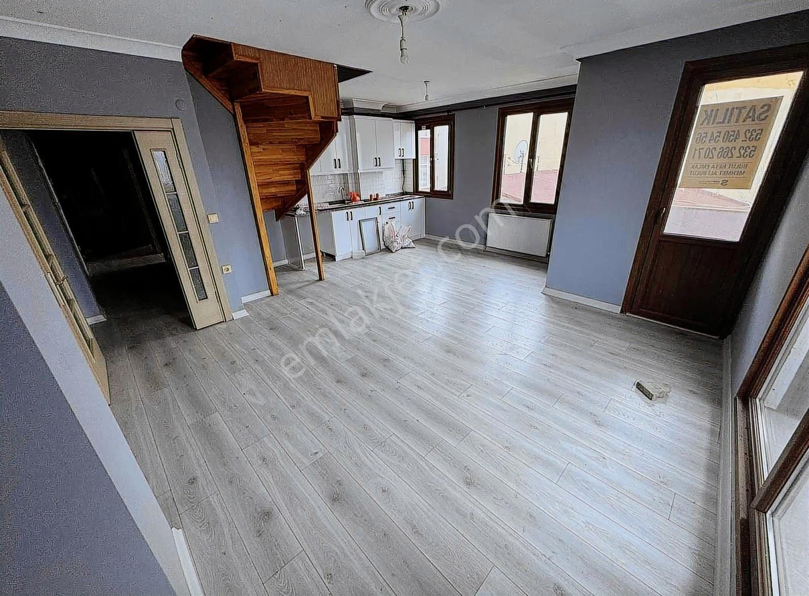 Sancaktepe Kemaltürkler Mah Satılık 4+1 Üst Dublex İskanlı