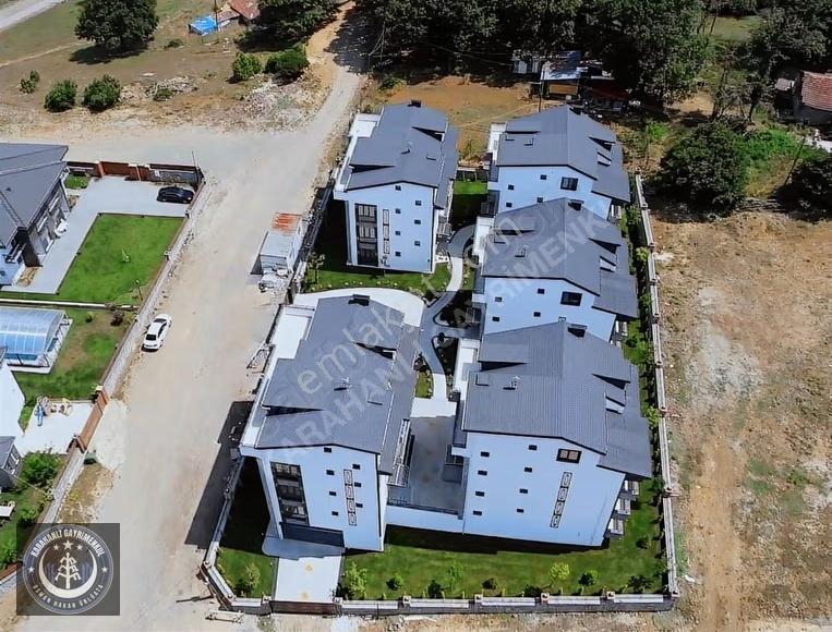 Karahanlı'dan Lüks Site İçi Daire - Görsel 12
