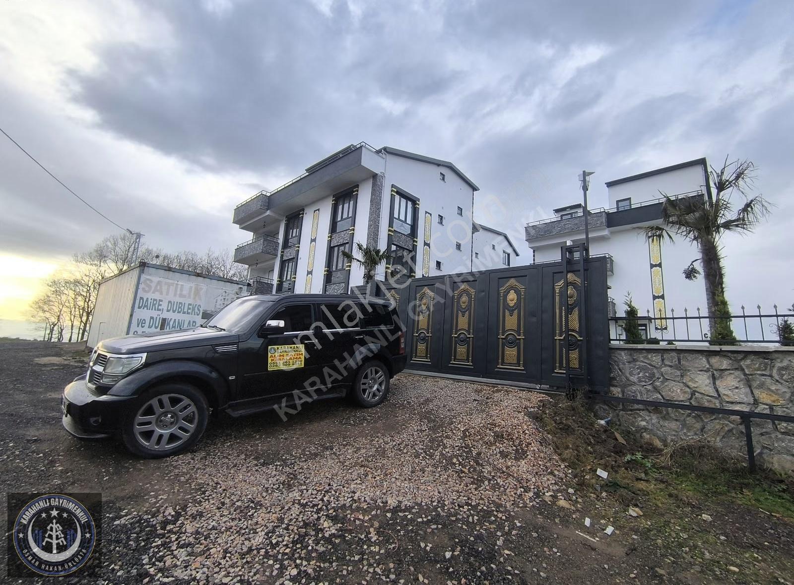Karahanlı'dan Lüks Site İçi Daire - Görsel 8