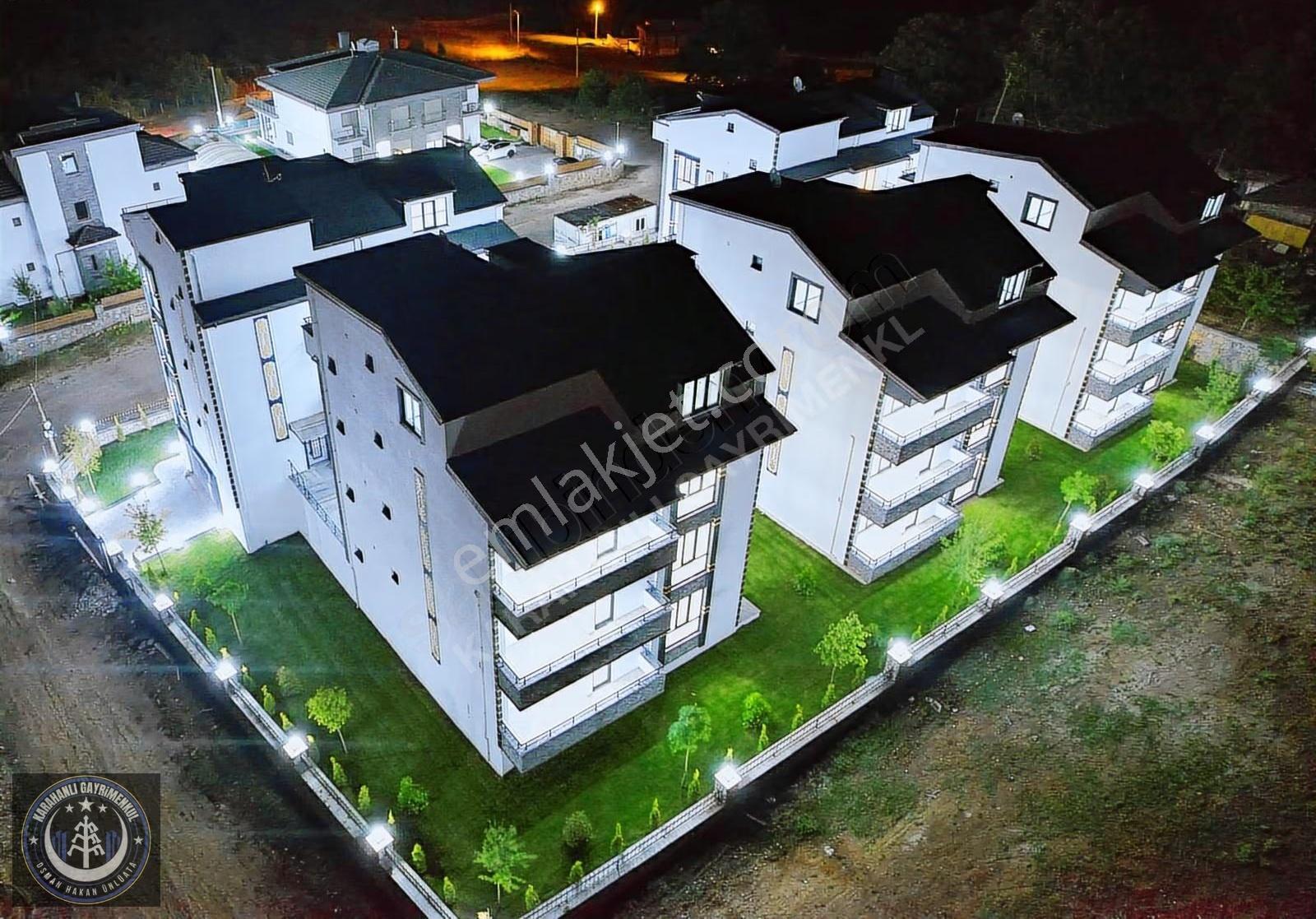 Karahanlı'dan Lüks Site İçi Daire - Görsel 9