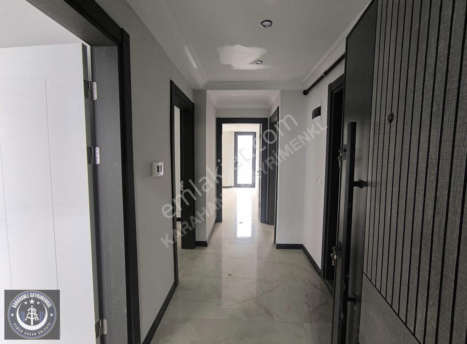 Karahanlı'dan Lüks Site İçi Daire - Görsel 19