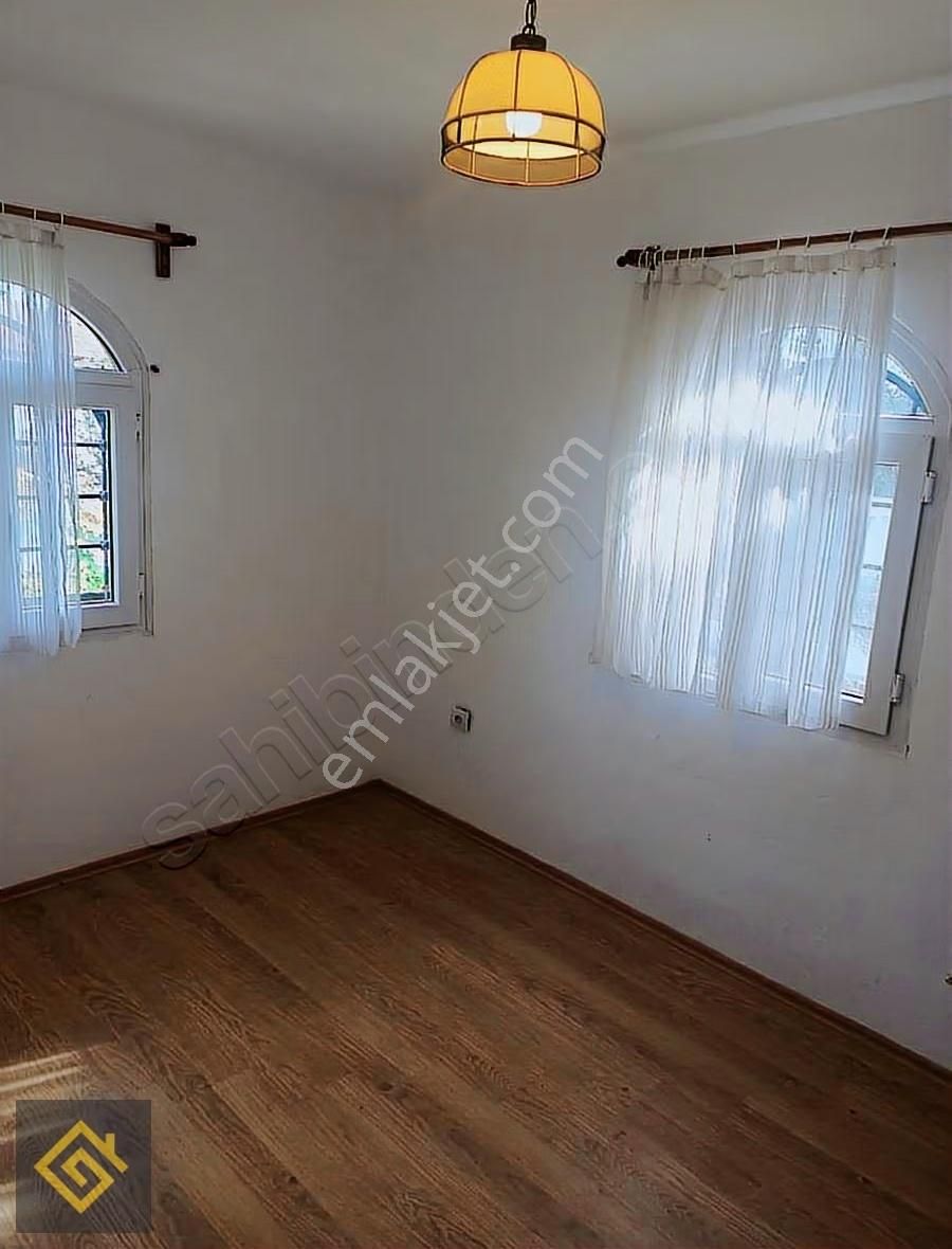 Plaja 300mt İlk Site336 Mt. Arsa İçinde Tek Müstakil Doğalgazlı - Görsel 32