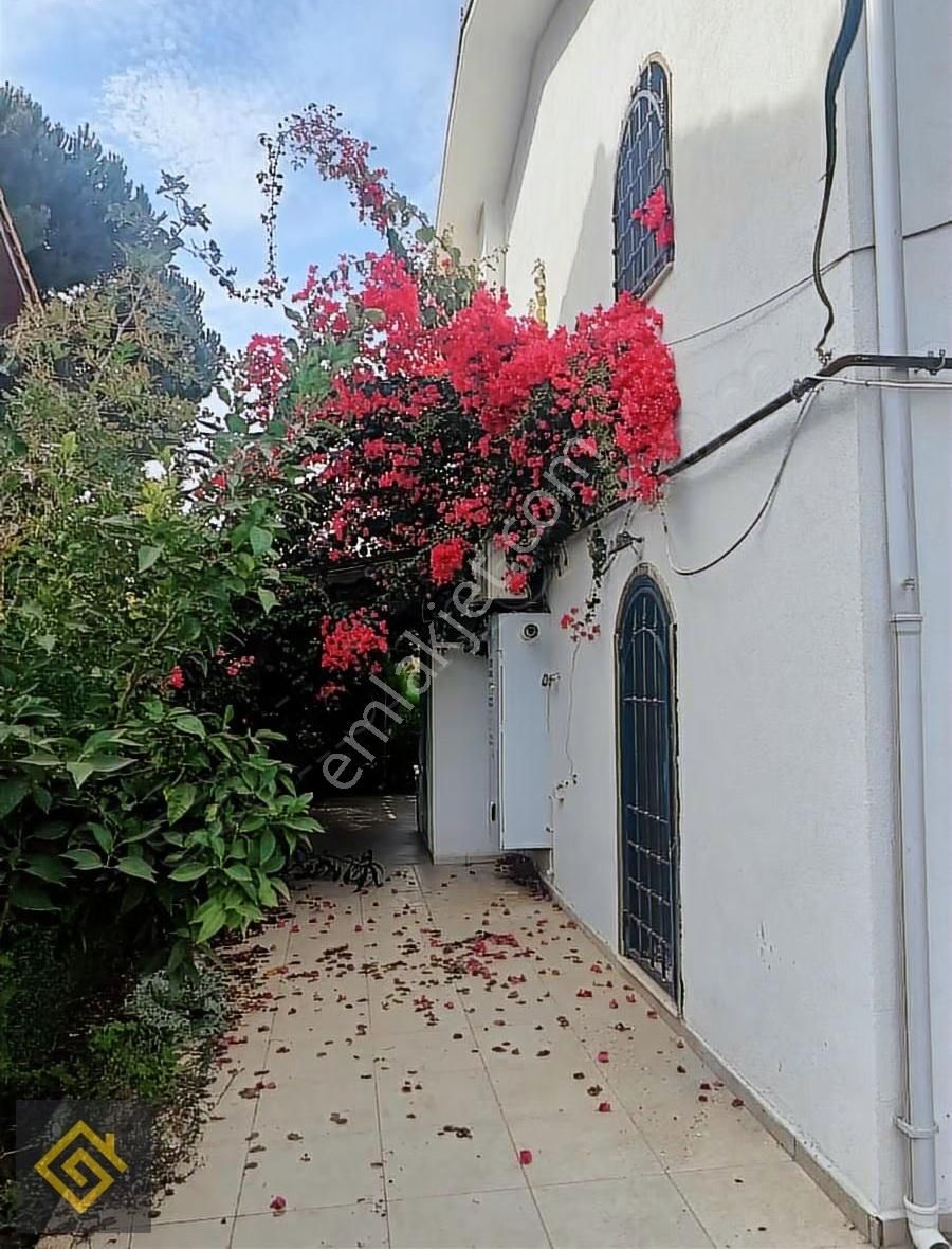 Plaja 300mt İlk Site336 Mt. Arsa İçinde Tek Müstakil Doğalgazlı - Görsel 35