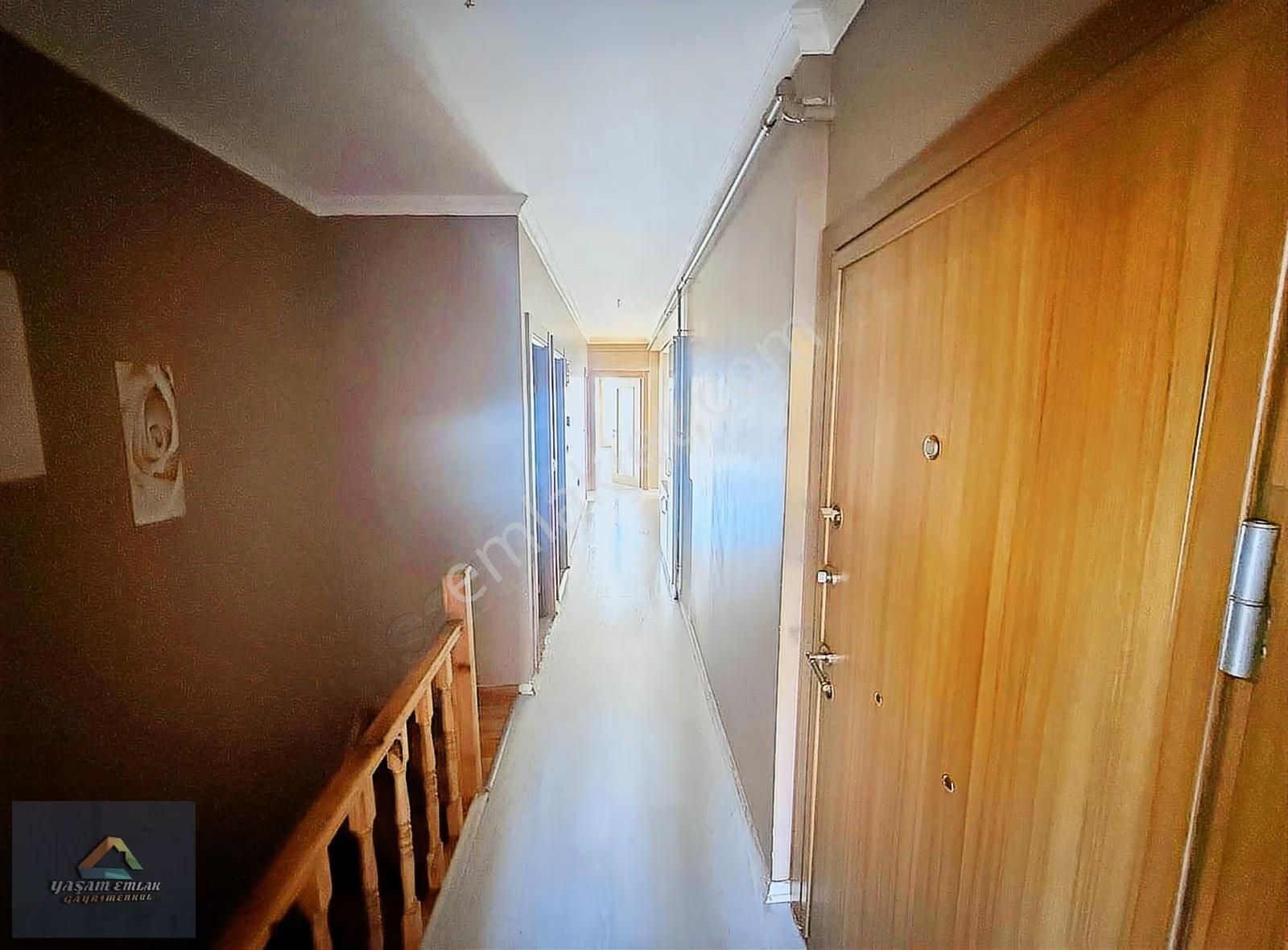 Yaşam'dan Site İçerisinde Kiralık 4+1 Ters Dubleks - Görsel 32
