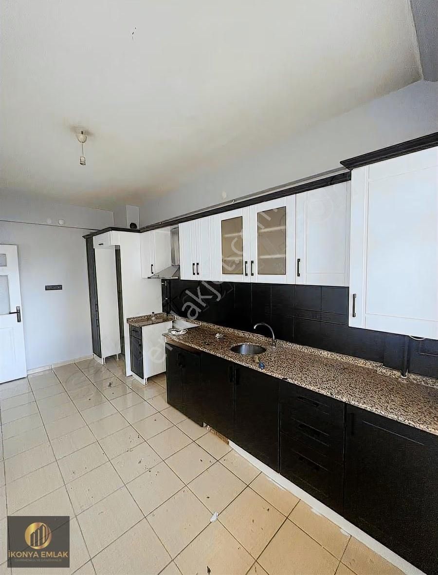 Akabe Siteleri Adliye Şehir Hastanesi Yakını 3+1