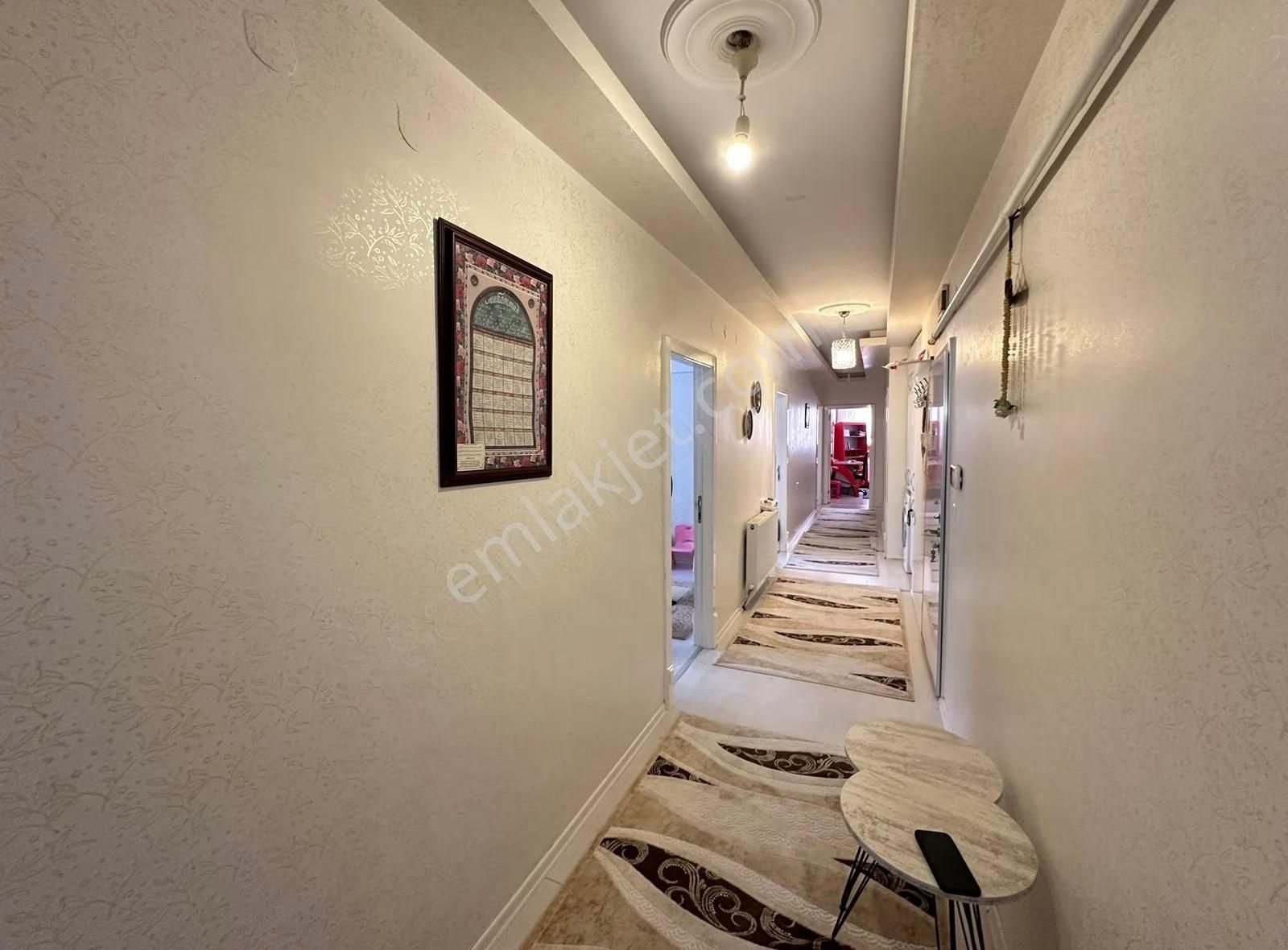 Atapark Cadde Dibi Merkezi Konumlu Giyinme Odalı Ful Yapılı 4+1 - Görsel 20