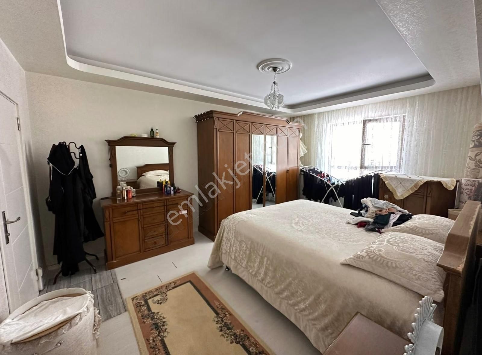 Atapark Cadde Dibi Merkezi Konumlu Giyinme Odalı Ful Yapılı 4+1 - Görsel 12