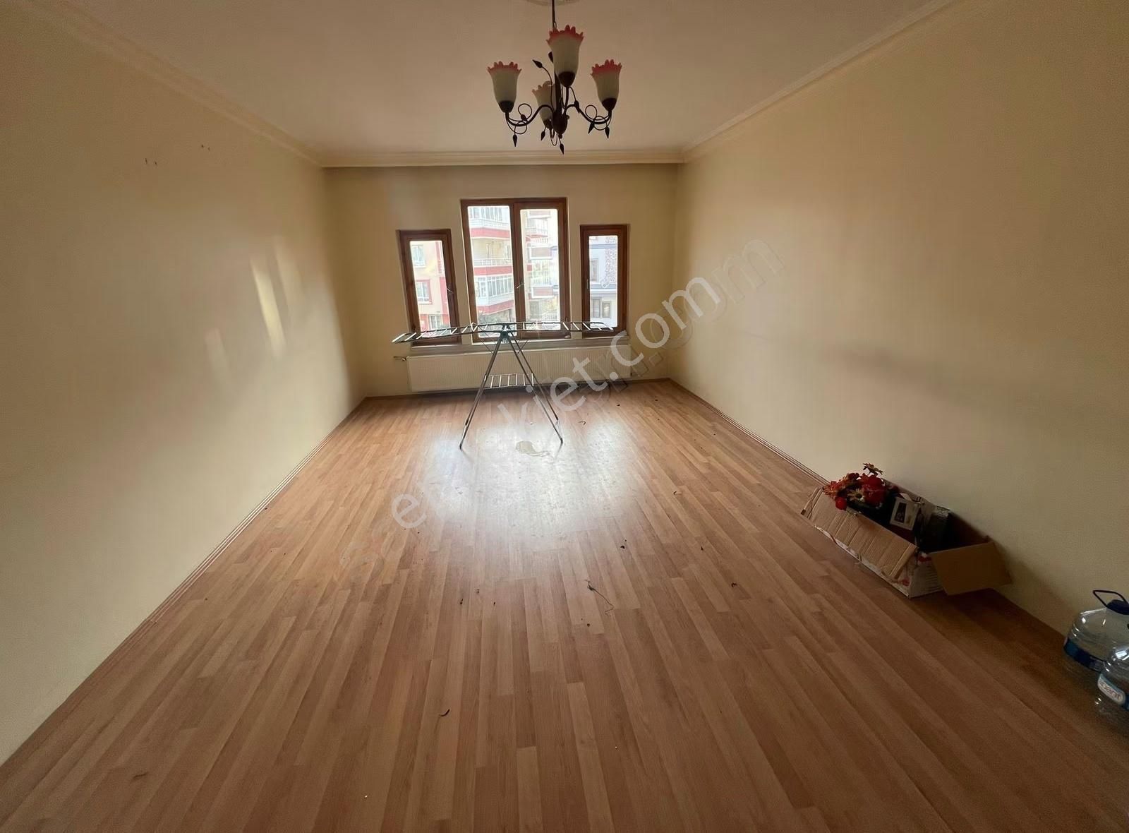 Kanuni Mahallesinde Emsallerinin Altında Yapılı 3+1 Kupon Daire - Görsel 24