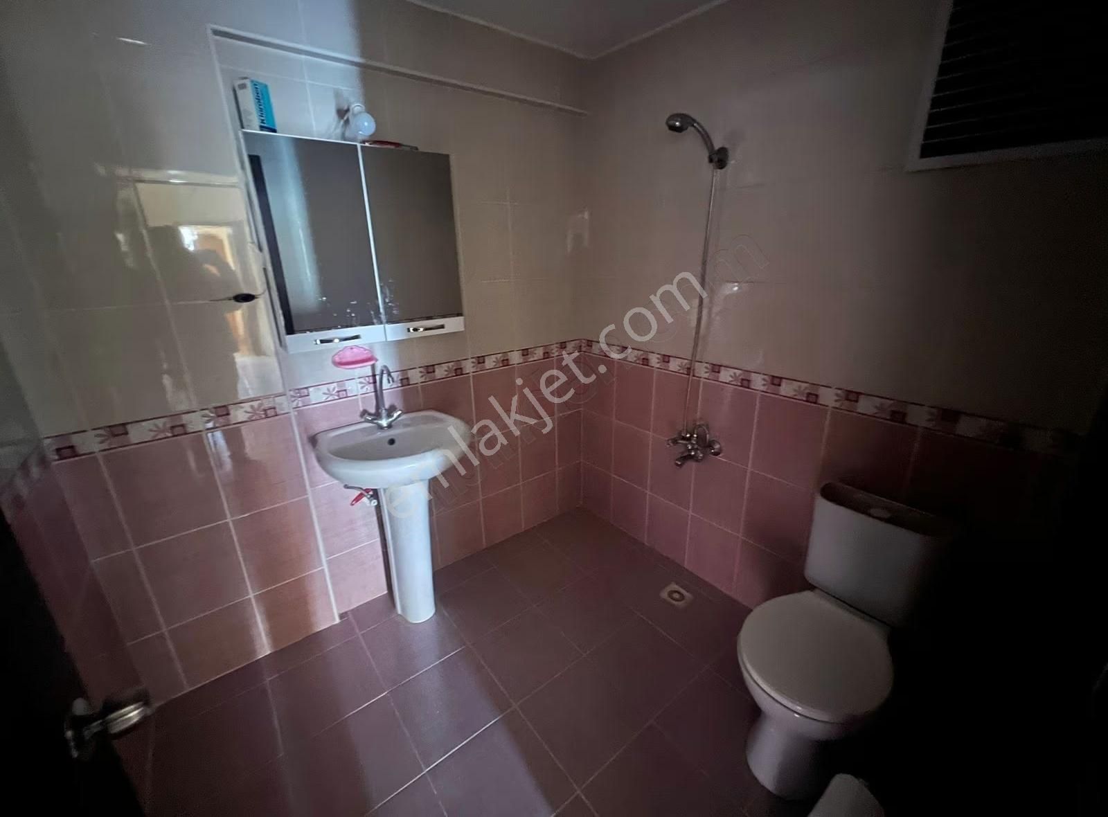 Kanuni Mahallesinde Emsallerinin Altında Yapılı 3+1 Kupon Daire - Görsel 17