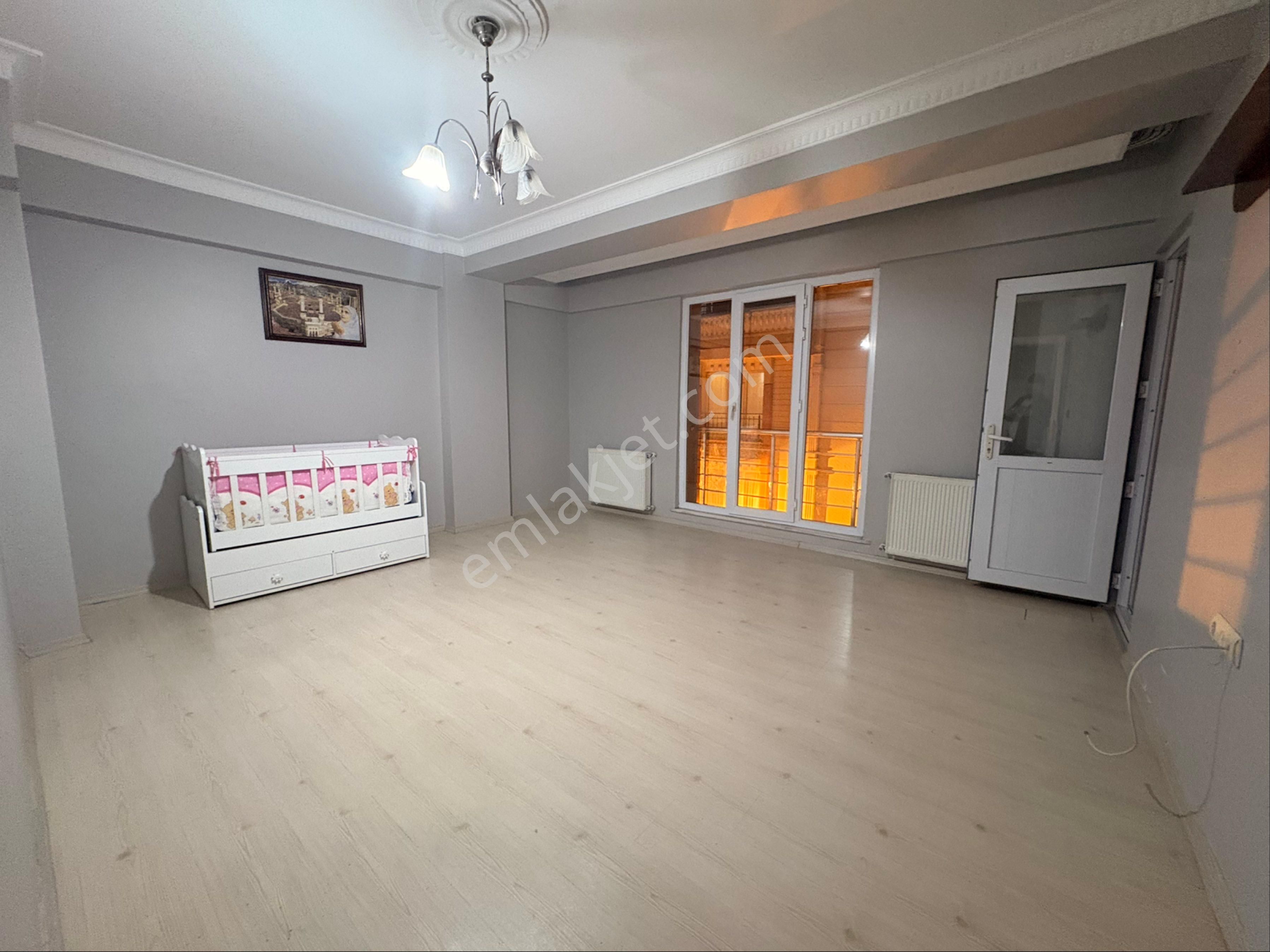 Kıraç Hürriyet Mahallesinde Lüks Geniş Daire