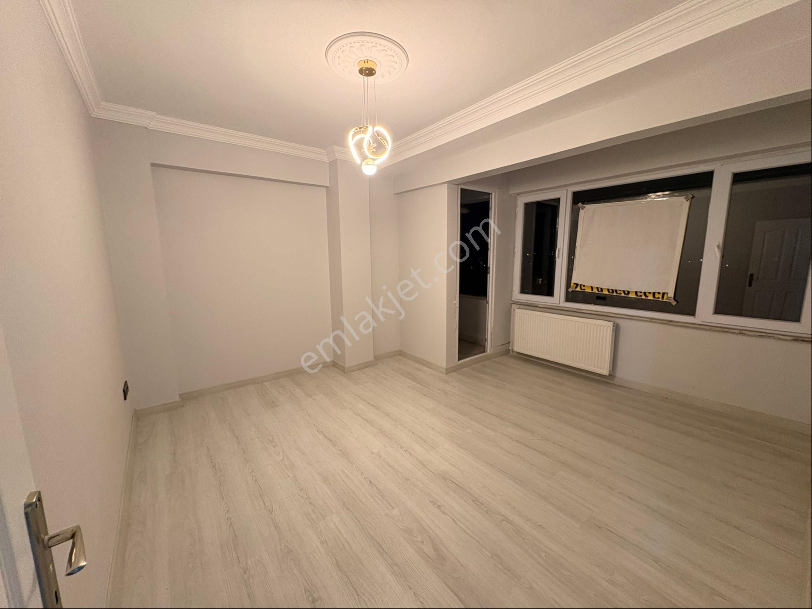 Kıraç Merkez’de Full Tasarımlı Daıre