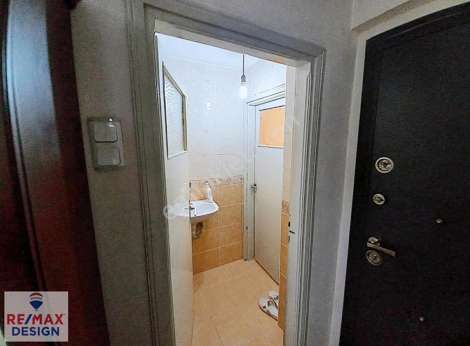 Remax Desıgn Erenler Pınar Sıt.eşyalı Kiralık 3+1 Daire - Görsel 4