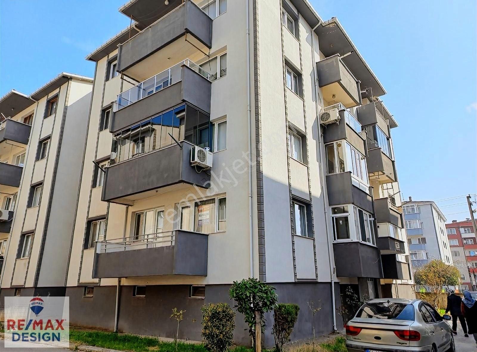 Remax Desıgn Erenler Pınar Sıt.eşyalı Kiralık 3+1 Daire - Görsel 10