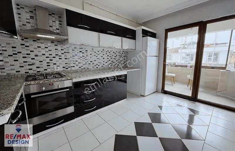 Serdivan Arabacıalanı Mah. Cadde 54 Yakını Kiralık Daire - Görsel 13