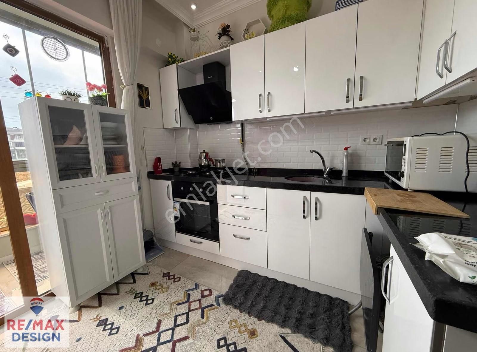 Erenler Yeşiltepe Mah. Yeni Daire 2+1 Satılık Remax Desıgn - Görsel 13