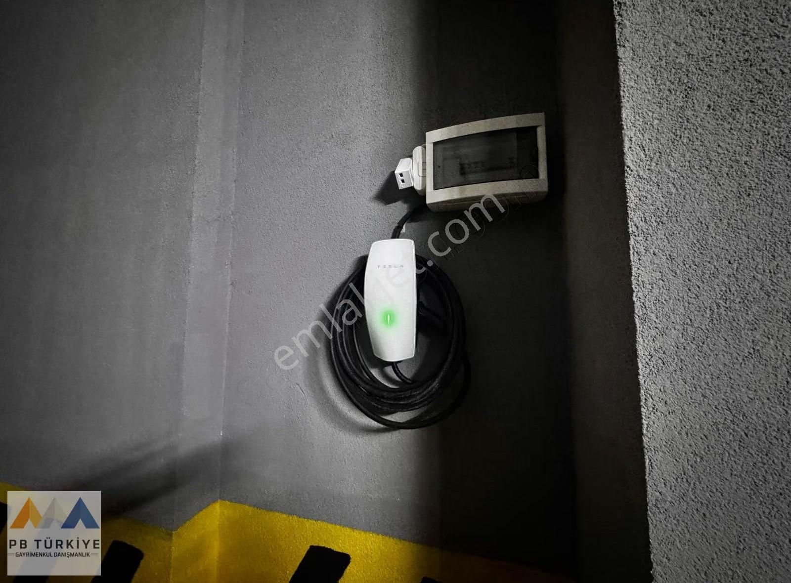 Caddebostan Ckm'ye Komşu 2 Yıllık Bina'da 1+1 Daire!! - Görsel 15