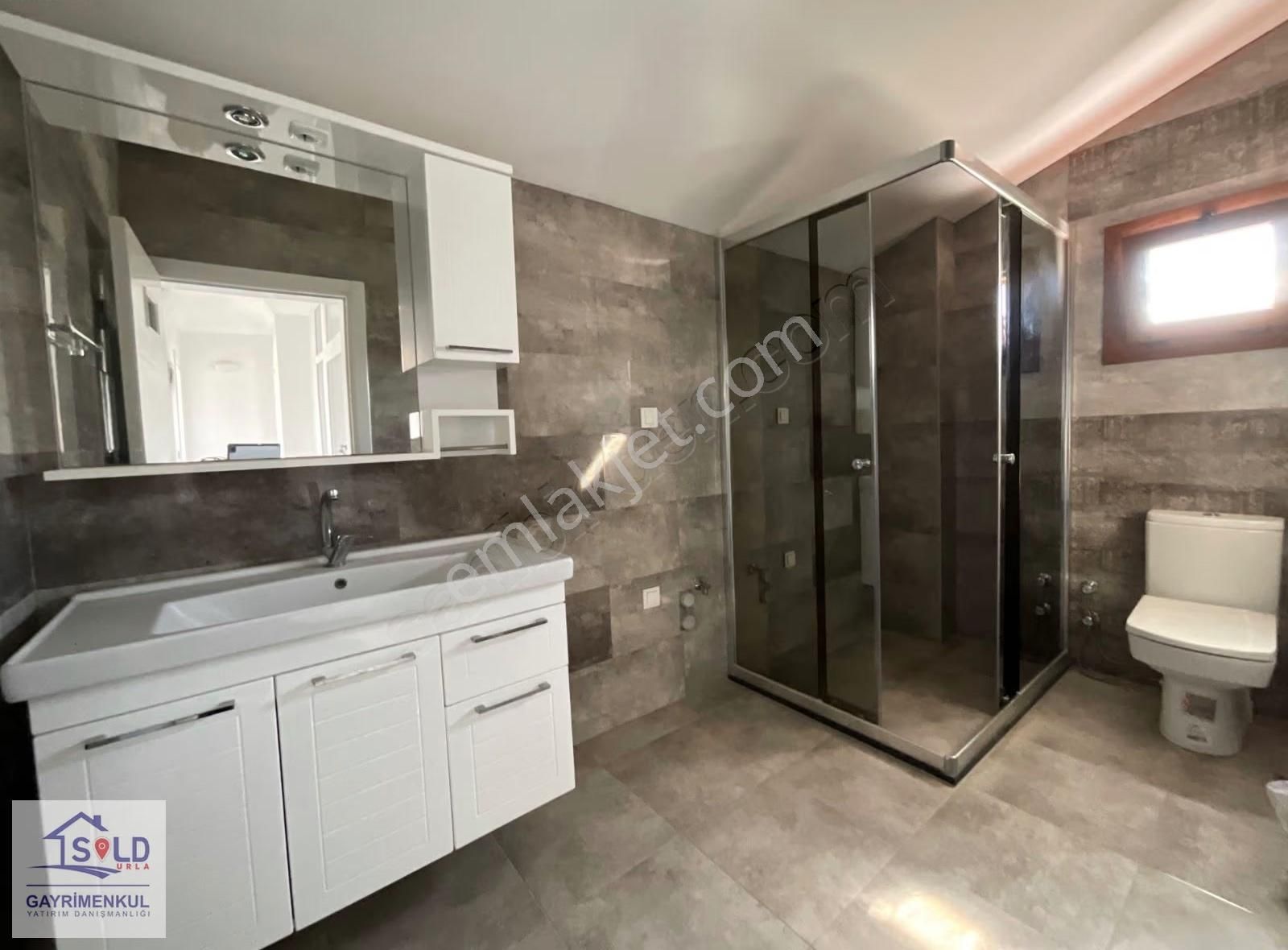 Urla Atatürk Mah Tam Müstakil 6+1 Satılık - Görsel 10