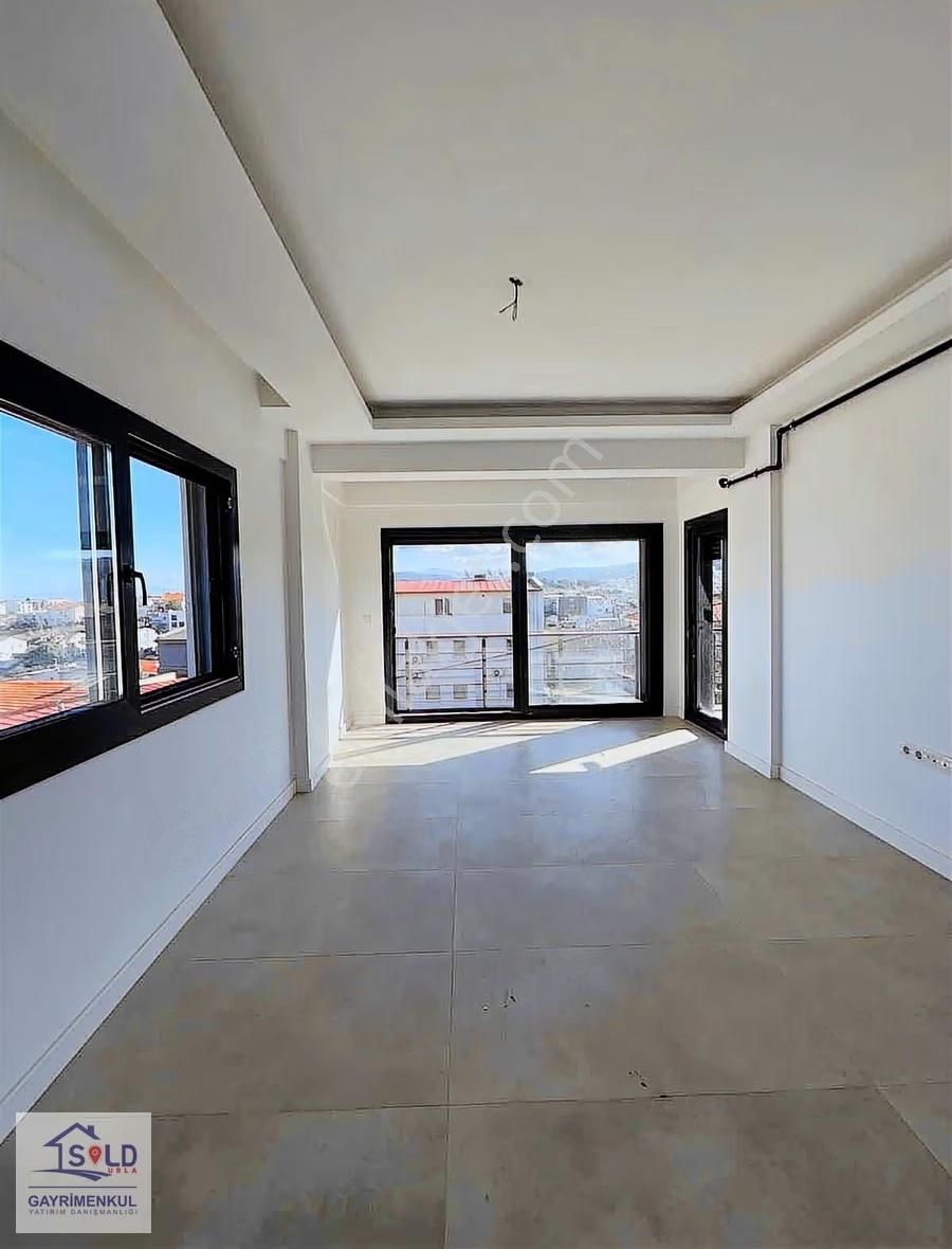 Urla Yaka Mah 2+2 Deniz Manzaralı Teraslı Dubleks Satılık Daire - Görsel 4