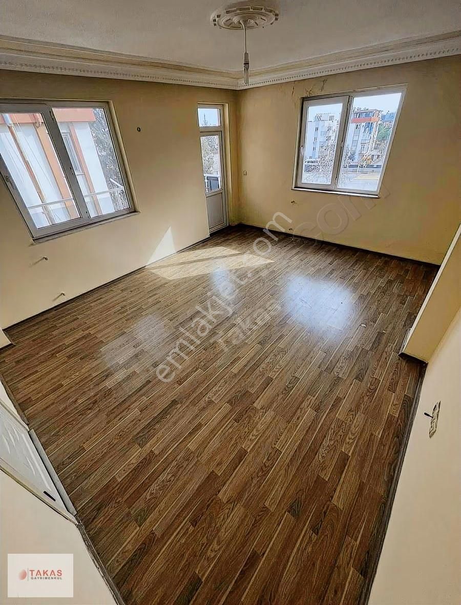 Krediye Uygun Aile Apartmanı 2+1 90m2 Ayrı Mutfak Satılıkdaire