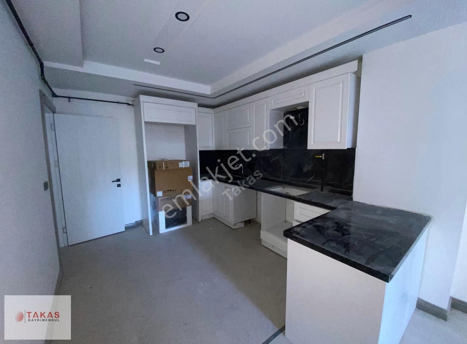 Sıfır Bina, Denize 100 Metre, Yüksek Getirili Lüks 1+1 - Görsel 24