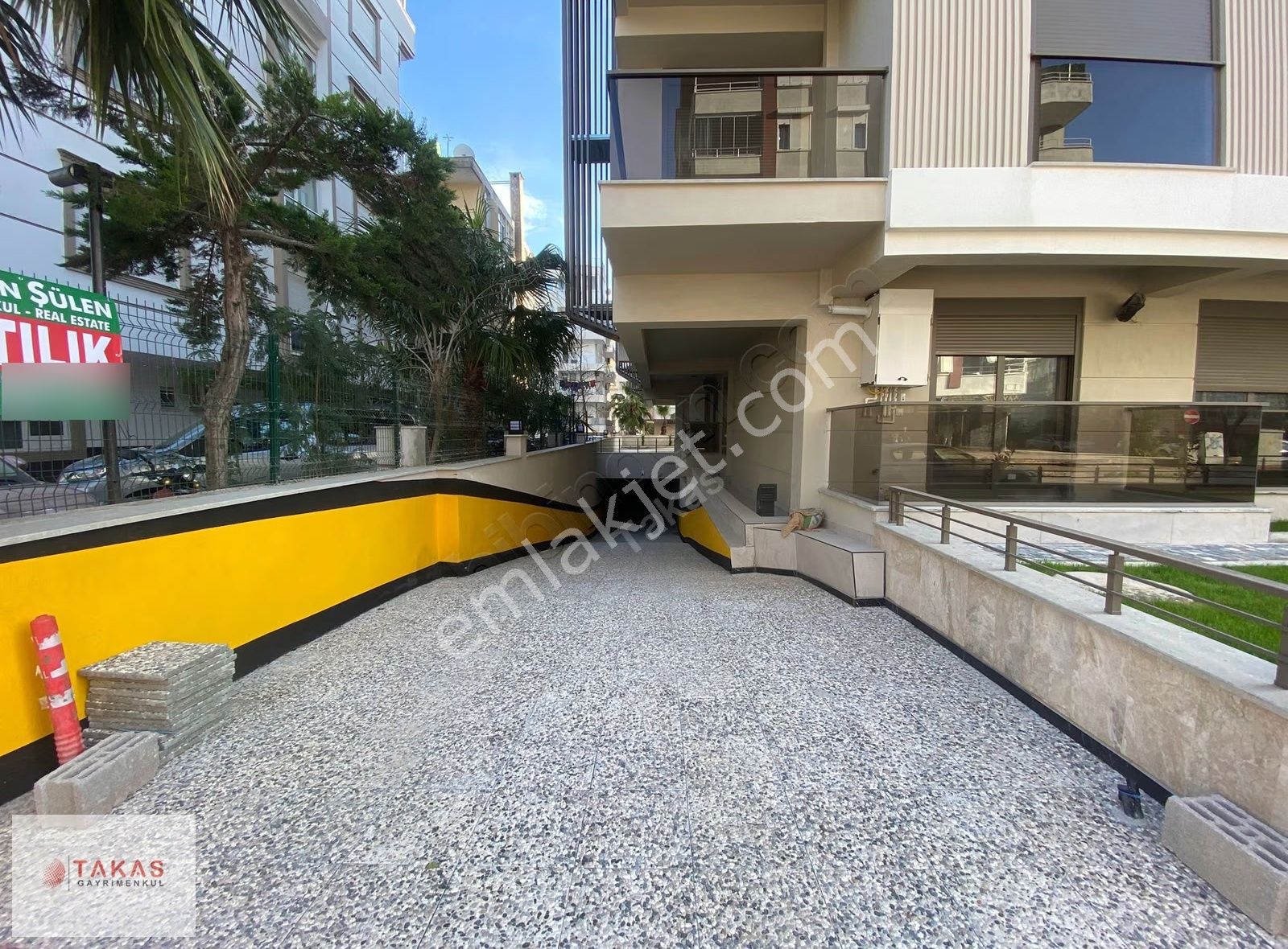 Sıfır Bina, Denize 100 Metre, Yüksek Getirili Lüks 1+1 - Görsel 14