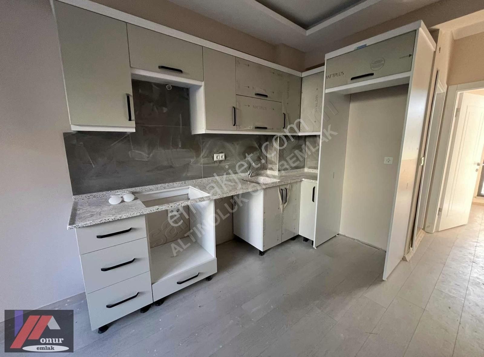 ▀▄▀küçükkuyu Merkezde 1+1 Denize 300mt Sıfır Lüx Daire▀▄▀ - Görsel 24