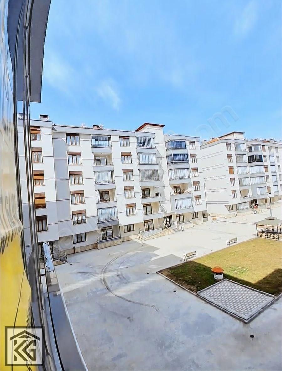 Kocalardan Ulubatlıhasan Mahallesi İl Jandarma Arakat Geniş 3+1 - Görsel 10