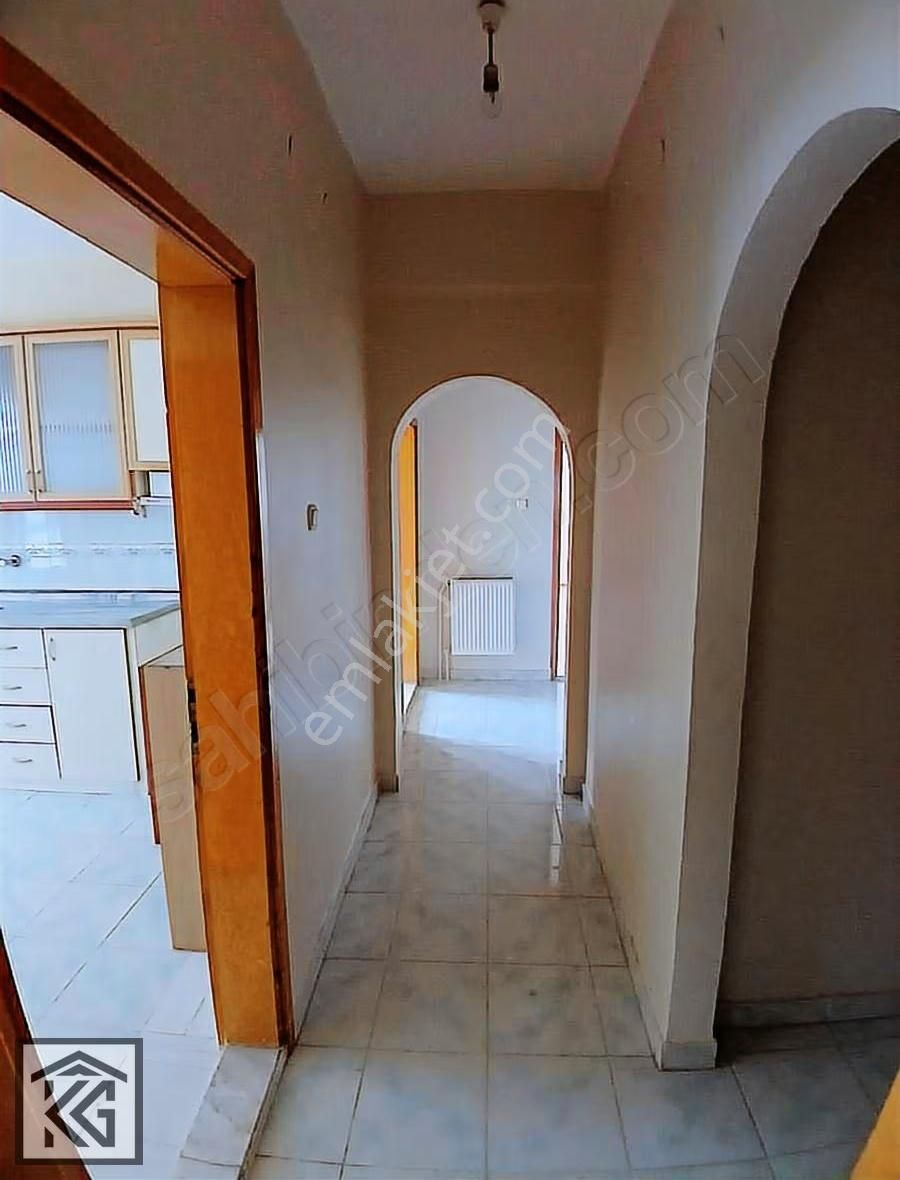 Ulubatlıhasan Mahallesi Anakara Caddesi Metro Market Arkası 3+1 - Görsel 16