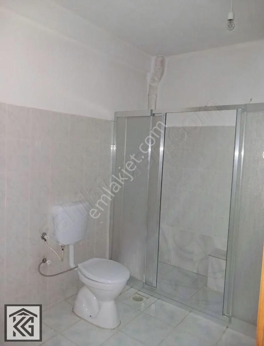 Ulubatlıhasan Mahallesi Anakara Caddesi Metro Market Arkası 3+1 - Görsel 29