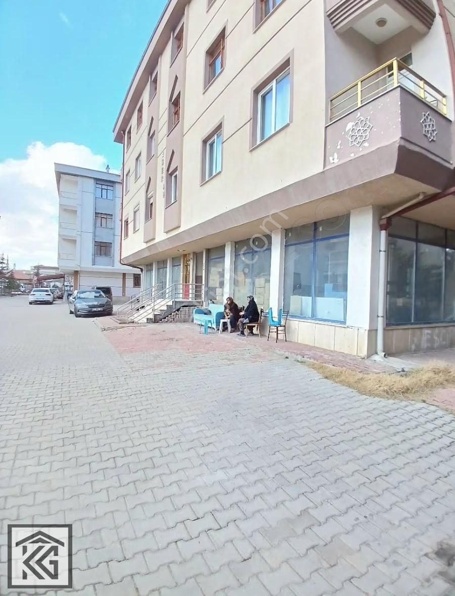 Ulubatlıhasan Mahallesi Anakara Caddesi Metro Market Arkası 3+1 - Görsel 6