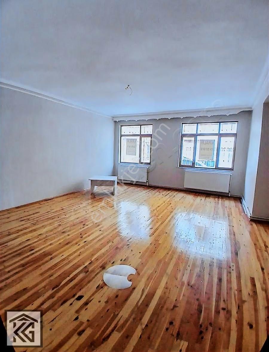 Enn Tepe Araplar Mahallesi Ankara Yolu Yakını Geniş 2+1 Daire