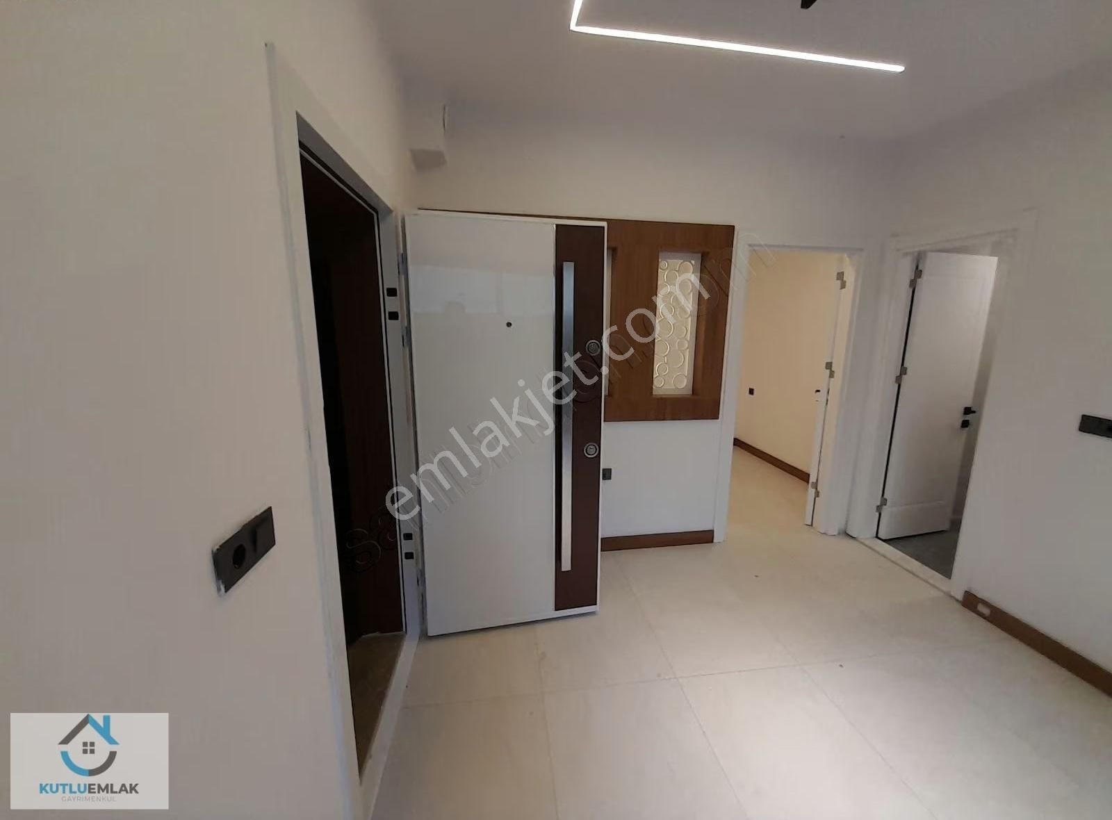 Altıntaş Mah 2+0 Satılık Lüks Daire Ofis Olarak Ta Kullanılabili - Görsel 11
