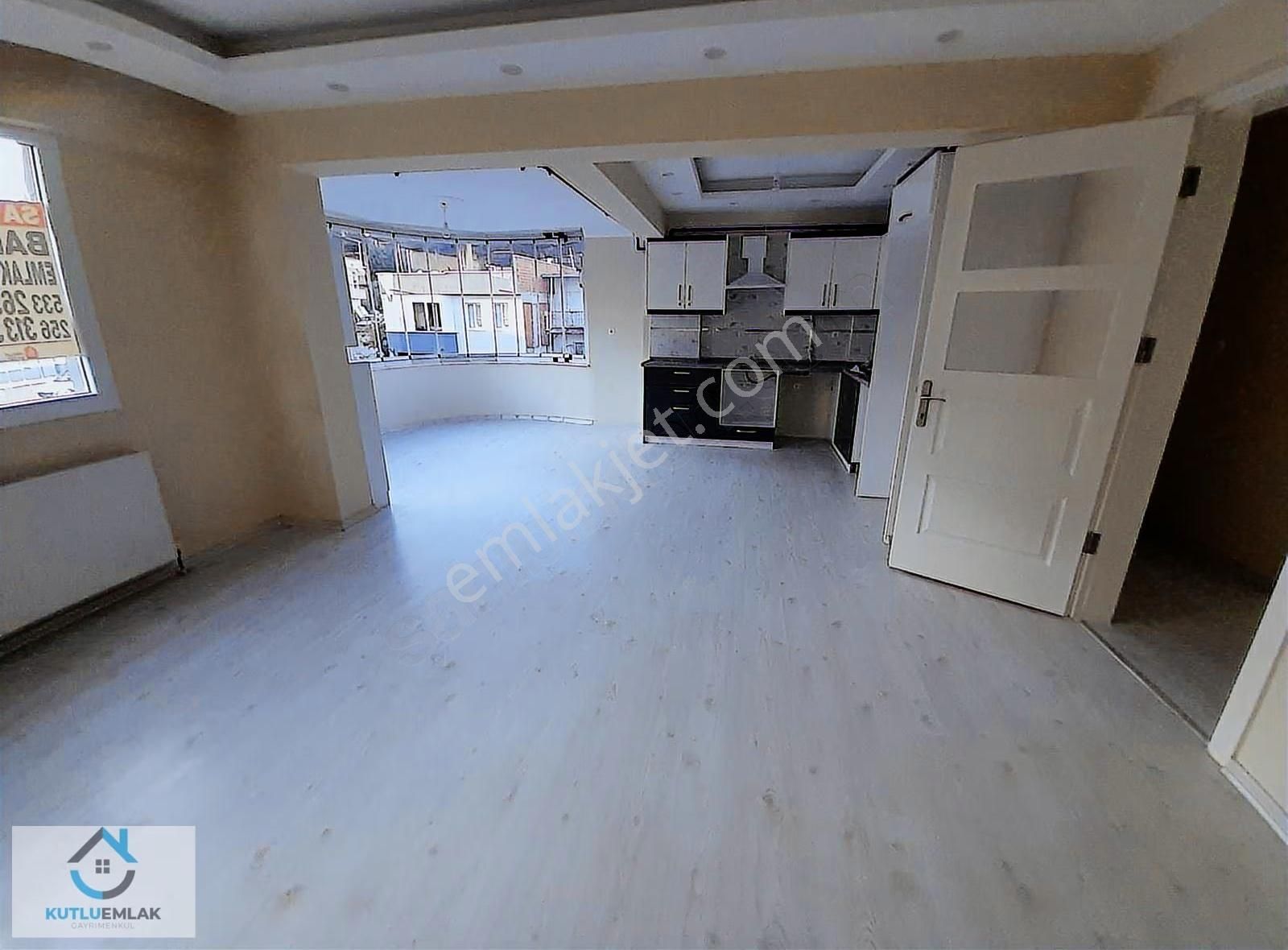 Yeşil Mah 2+1doğalgazlı Site İçinde Yeni Bina Asansörlü Kiralık - Görsel 4