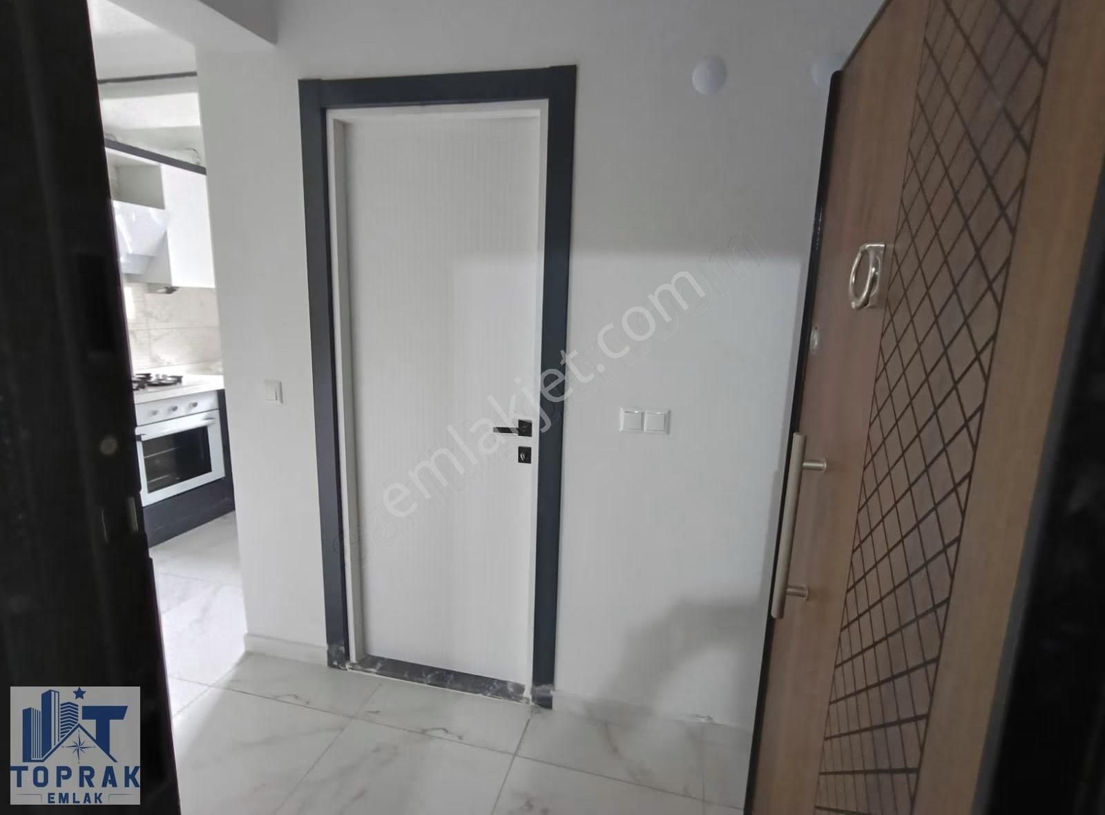 Toprak Emlak'tan Ayrı Mutfaklı,balkonlu 1+1 Sıfır Apart Daire - Görsel 14