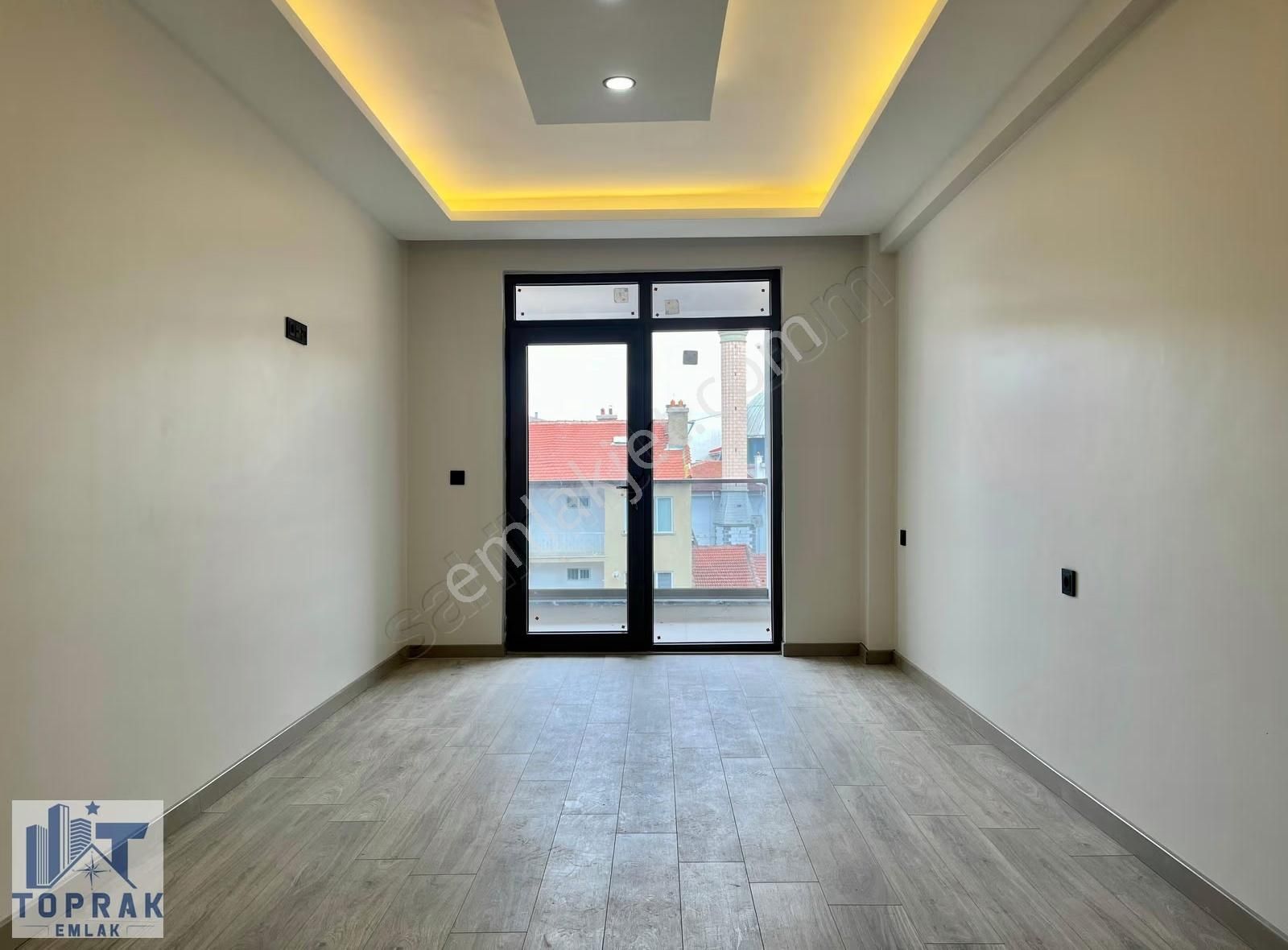 Toprak Emlak'tan Osmangazi Mh / 154m2 / Satılık 3+1 Sıfır Daire - Görsel 5