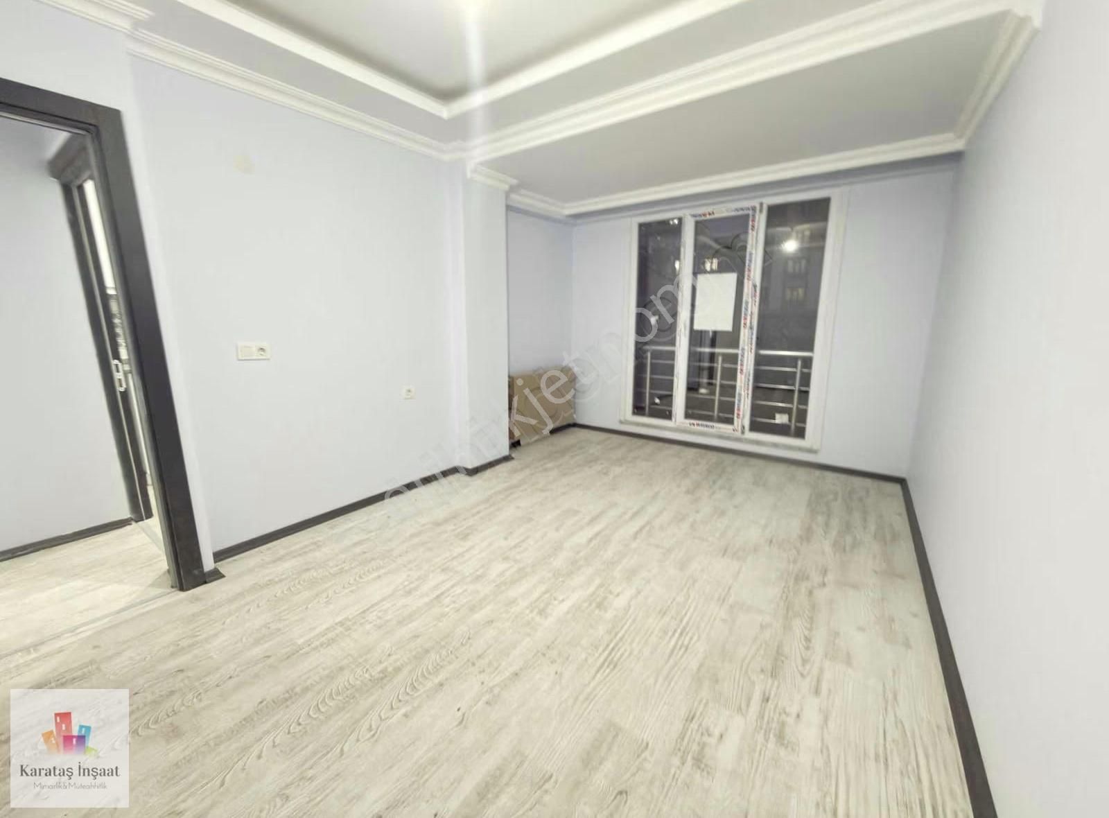 Karataş'tan Uygun Fiyat Ön Cephe Meydan'da 2+1 Sıfır Ara Kat