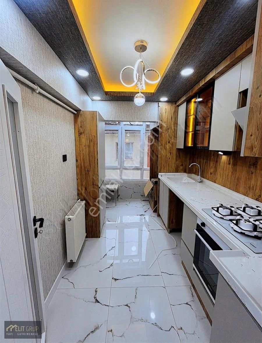 İstasyon Mahallesinde Ön Cepheli Full+full Yapılı Satılık Daire - Görsel 14